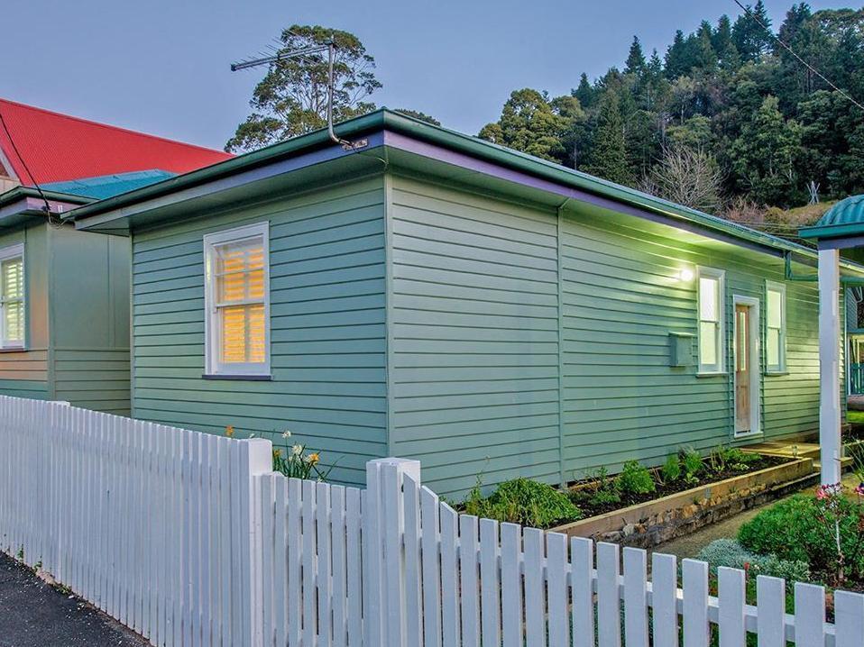 Mt Lyell Anchorage Hotell Queenstown Exteriör bild
